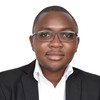 Instructor Derrick Mwiti