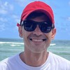 Instructor André Luna