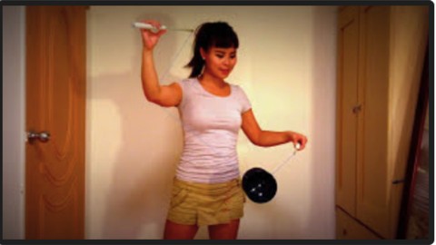 Learning Diabolo with Britney--zero experience