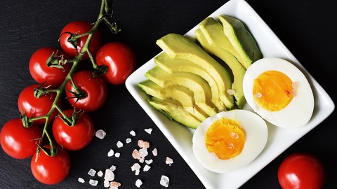 A Beginner's Crash Course Into The Ketogenic Diet