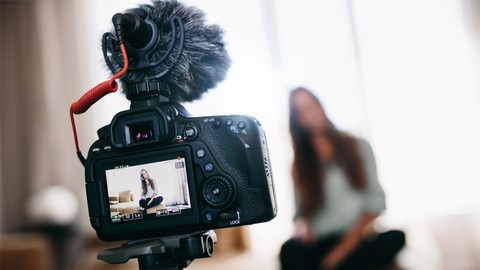 Vlogging for Beginners: Learn How to Create a Vlog