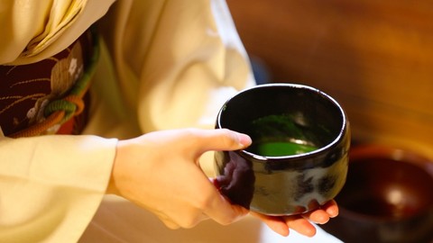 やさしい茶道　お家で抹茶を点てよう！　Let's enjoy casual tea ceremony at home!
