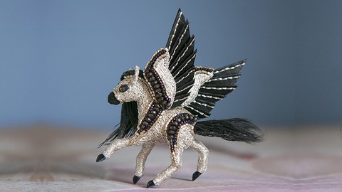 Completely voluminous brooch Pegasus (winged horse)