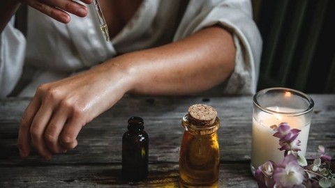 Aprenda Aromaterapia y Aceites Esenciales