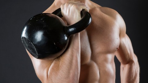 Build a strong body fast! Kettlebell workout for beginners