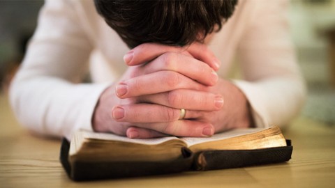 Aprenda sobre Oração