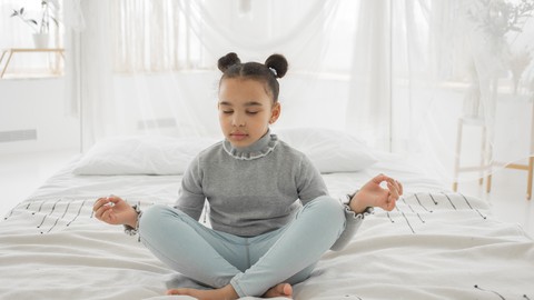 Yoga for Kids-Relaxing Bed-time routine for a peaceful sleep