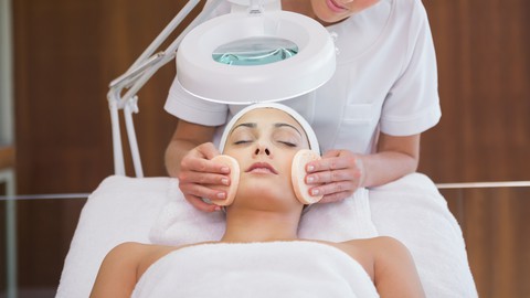 Basic Beginners Beauty Therapy Course 2023