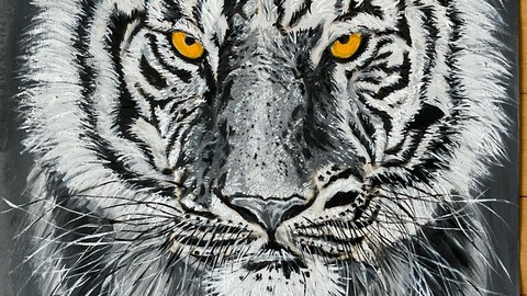 Learn how to paint a realistic tiger with oil colors