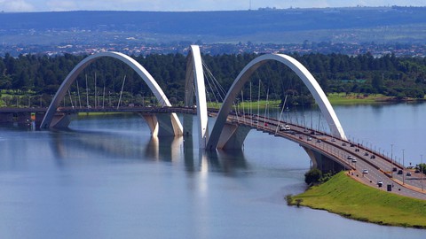 Bridge Construction Methodologies in  Civil Engineering