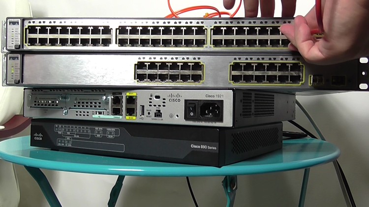 CCNA - Praktyczny poradnik inżyniera sieci -Cisco w praktyce