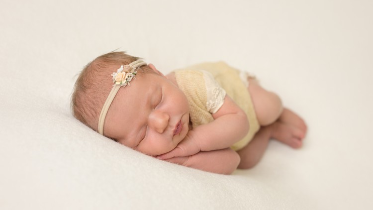 Newborn Baby Photography - Training for Beginners